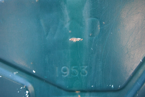 ขายถังน้ำมันเหล็ก พร้อมถาด งานเก่าติด JEEP Cj3b