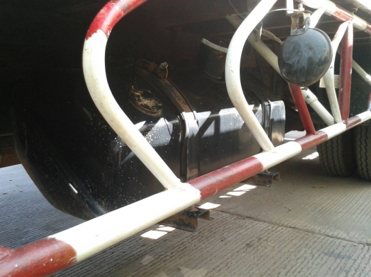 HINO FB4J 140 แรง แอรเย็น ตู้แห้งยาว 5. ม. หัวสีเดิมบาง ปี40 ยางสวย6เส้น ภาษีเต็ม