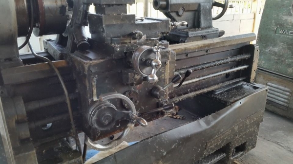 เครื่องกลึง 5 ฟุต Howa Strong 860 มือสองจากประเทศญี่ปุ่น