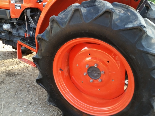 ขายรถไถคูโบต้า KUBOTA L4708 (4WD) สีเดิมจากโรงงานทั้งคัน ขายรถไถคูโบต้า KUBOTA L4708 (4WD) สีเดิมจากโรงงานทั้งคัน