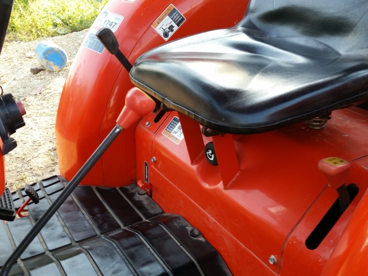 ขายรถไถคูโบต้า KUBOTA L4708 (4WD) สีเดิมจากโรงงานทั้งคัน ขายรถไถคูโบต้า KUBOTA L4708 (4WD) สีเดิมจากโรงงานทั้งคัน