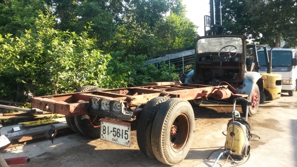 ขายรถเบนซ์6ล้อ โบราณไม่มีทะเบียน แซสซีใหญ่ช่วงยาวไม่ผุ สวยทั้งเส้น ยาวใหญ่8.5 เอาไปบรรทุกแมคโครรถเกี่ยวข้าวแหร่มเลย เครื่อง6BB1 ไม่มีทะเบียน150000 หากมีทะเบียน 255000 หรือซื้อหัวอย่างเดียวก้ขายครับ ขายรถเบนซ์6ล้อ โบราณไม่มีทะเบียน แซสซีใหญ่ช่วงยาวไม่ผุ สวยทั้งเส้น ยาวใหญ่8.5 เอาไปบรรทุกแมคโครรถเกี่ยวข้าวแหร่มเลย เครื่อง6BB1 ไม่มีทะเบียน150000 หากมีทะเบียน 255000 หรือซื้อหัวอย่างเดียวก้ขายครับ