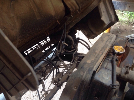 ขายรถ6ล้อกะบะคาโก้บรรทุกแท่งนำ้ามันพร้อมหัวจ่ายISUZU NPR59LU5 เครื่อง 115แรงม้า สนใจโทร 081-970-1072