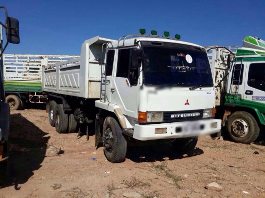 ขายรถบรรทุกสิบล้อดัมพ์ MITSUBISHI MA เครื่อง 6D17-195 แรง 2 เพลา 10 เกียร์ เบรคใหญ่ กระบะดัมพ์สามมิตร