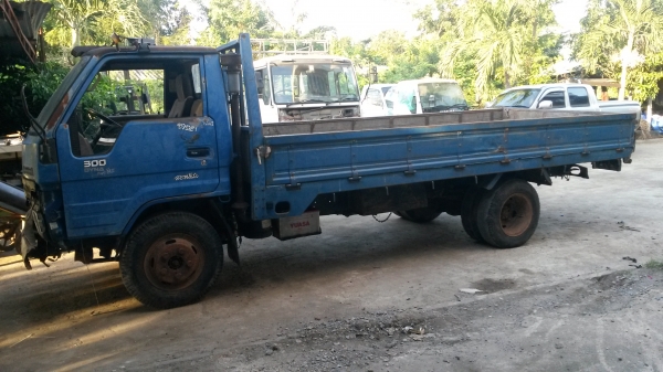 ขายรถโตโยต้าไดน่ากระบะยาว 4.30 เมตร เครื่อง14B แน่นๆ แซสซีสวยทั้งเส้นทะเบียนพร้อมโอน ขาย 180000 บาท ขายรถโตโยต้าไดน่ากระบะยาว 4.30 เมตร เครื่อง14B แน่นๆ แซสซีสวยทั้งเส้นทะเบียนพร้อมโอน ขาย 180000 บาท