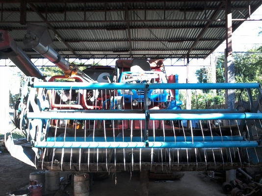 ขายรถเกี่ยวศักดิ์พัฒนา เคเอ็ม 49 ตัวเดิน 12 ht เครื่อง isuzu 6hh1 210 เทอร์โบ เจ้าของฝากขายครับ ขายรถเกี่ยวศักดิ์พัฒนา เคเอ็ม 49 ตัวเดิน 12 ht เครื่อง isuzu 6hh1 210 เทอร์โบ เจ้าของฝากขายครับ