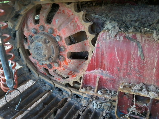 ขายรถเกี่ยวศักดิ์พัฒนา เคเอ็ม 49 ตัวเดิน 12 ht เครื่อง isuzu 6hh1 210 เทอร์โบ เจ้าของฝากขายครับ ขายรถเกี่ยวศักดิ์พัฒนา เคเอ็ม 49 ตัวเดิน 12 ht เครื่อง isuzu 6hh1 210 เทอร์โบ เจ้าของฝากขายครับ