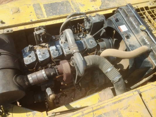 KOMATSU  PC   200รุ่น6   เครื่องดี เอวดีเอกสารพร้อม