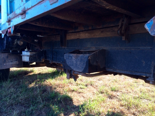 ขายด่วน  รถหกล้อดั้ม ISUZU  เครื่อง210  พร้อมขายพร้อมใช้งาน  เอกสารพร้อม