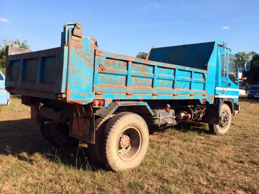 ขายด่วน  รถหกล้อดั้ม ISUZU  เครื่อง210  พร้อมขายพร้อมใช้งาน  เอกสารพร้อม