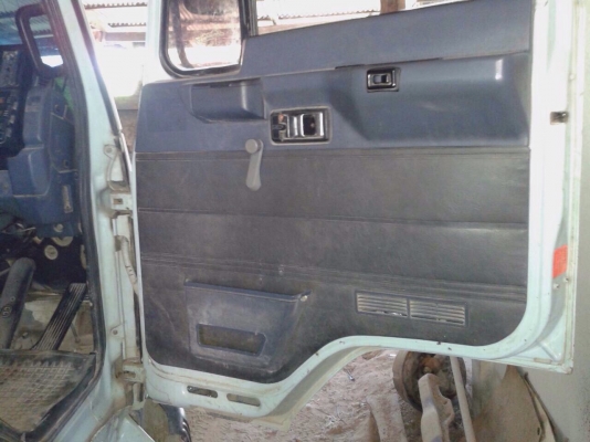 ขายรถหกล้อดัมพ์ ISUZU ROCKY 175 แรง FRR12D กระบะดัมพ์สามมิตร ยาง 8.25 ขอบ 16"