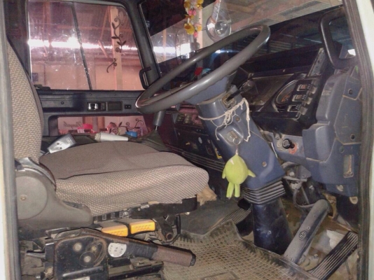 ขายรถหกล้อดัมพ์ ISUZU ROCKY 175 แรง FRR12D กระบะดัมพ์สามมิตร ยาง 8.25 ขอบ 16"