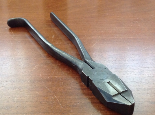 ขายคีมตัด Vintage 9"