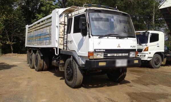 ขายรถบรรทุกสิบล้อดัมพ์ Mitsubishi turbo TF#1,993 เครื่องเดิม 6d16 turbo-220 แรง 2 เพลา กระบะดัมพ์สามมิตรแผงข้างมิเนียม