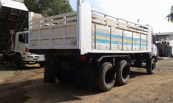 ขายรถบรรทุกสิบล้อดัมพ์ Mitsubishi turbo TF#1,993 เครื่องเดิม 6d16 turbo-220 แรง 2 เพลา กระบะดัมพ์สามมิตรแผงข้างมิเนียม