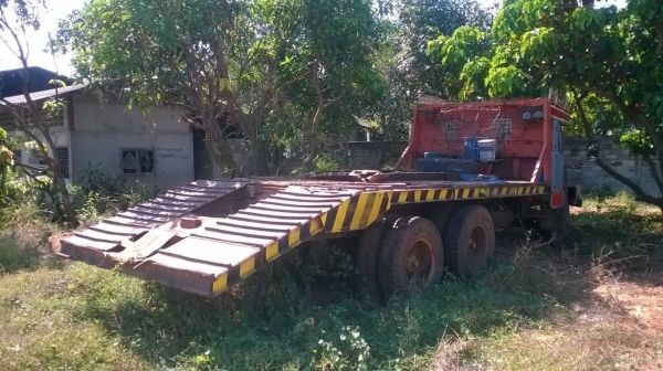 ขายเทนเลอร์ 10 ล้อหัวยาว 2 เพลาช่วงล่างใหญ่จัมโบ้ คัสซีสวยหางสวยแข็งแรง เครื่อง 6BB1 145 แรงม้า สโลว์กลาง ยางเต็ม ทะเบียนพร้อมโอน