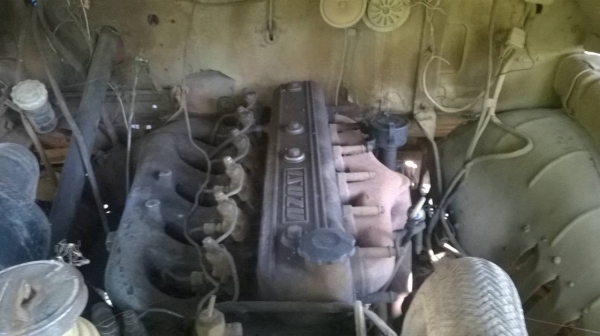 ขายเทนเลอร์ 10 ล้อหัวยาว 2 เพลาช่วงล่างใหญ่จัมโบ้ คัสซีสวยหางสวยแข็งแรง เครื่อง 6BB1 145 แรงม้า สโลว์กลาง ยางเต็ม ทะเบียนพร้อมโอน