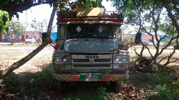 ขายเทนเลอร์ 10 ล้อหัวยาว 2 เพลาช่วงล่างใหญ่จัมโบ้ คัสซีสวยหางสวยแข็งแรง เครื่อง 6BB1 145 แรงม้า สโลว์กลาง ยางเต็ม ทะเบียนพร้อมโอน