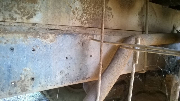 ขายเทนเลอร์ 10 ล้อหัวยาว 2 เพลาช่วงล่างใหญ่จัมโบ้ คัสซีสวยหางสวยแข็งแรง เครื่อง 6BB1 145 แรงม้า สโลว์กลาง ยางเต็ม ทะเบียนพร้อมโอน