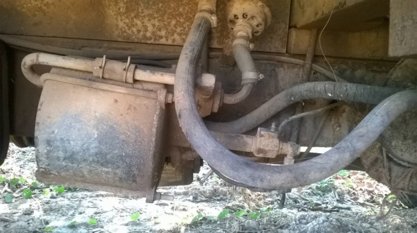 ขายเทนเลอร์ 10 ล้อหัวยาว 2 เพลาช่วงล่างใหญ่จัมโบ้ คัสซีสวยหางสวยแข็งแรง เครื่อง 6BB1 145 แรงม้า สโลว์กลาง ยางเต็ม ทะเบียนพร้อมโอน