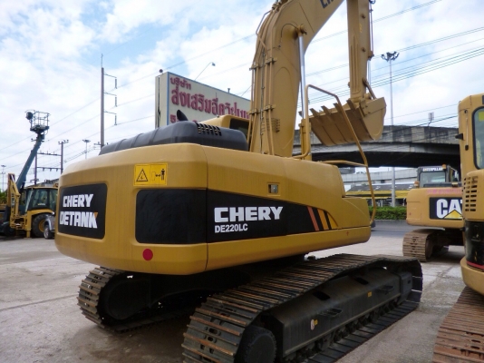 ขายรถขุดใหม่ ราคาพิเศษ 2,950,000 บาท