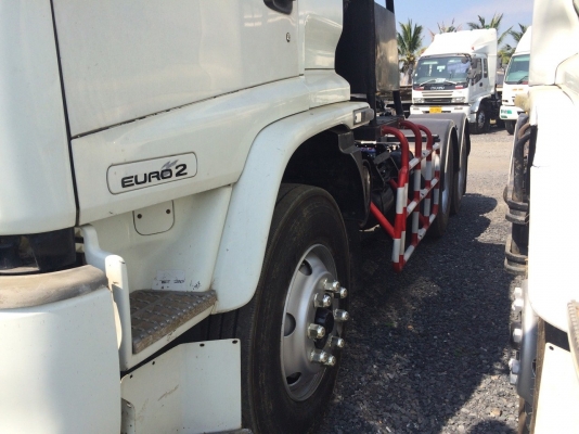 รถหัวลาก Isuzu Deca 320 แรงม้า ยางเรเดี้ยนสวย 10 เส้น ปี48