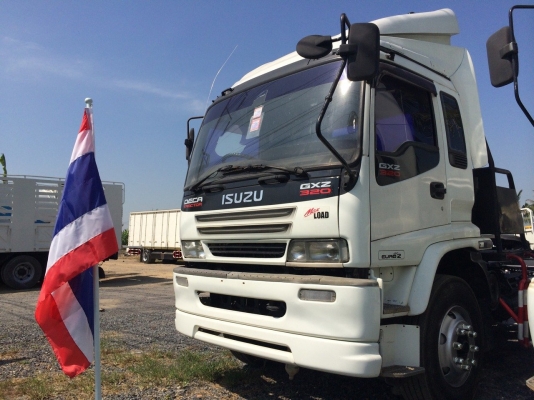 รถหัวลาก Isuzu Deca 320 แรงม้า ยางเรเดี้ยนสวย 10 เส้น ปี48 รถหัวลาก Isuzu Deca 320 แรงม้า ยางเรเดี้ยนสวย 10 เส้น ปี48
