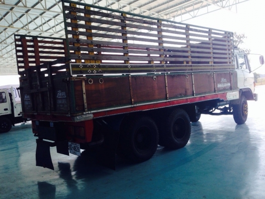 10ล้อ HINO 168 แรง คอกไม้ จดปี 2523
