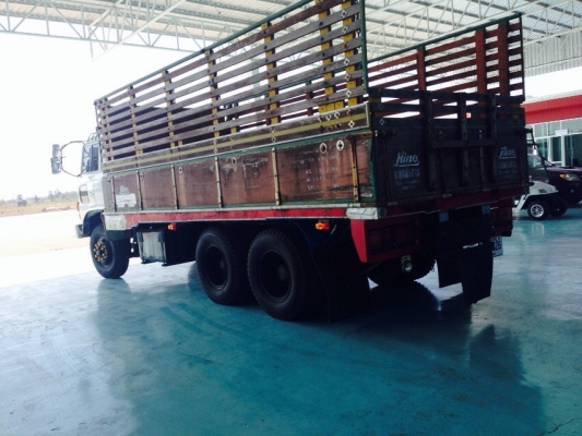 10ล้อ HINO 168 แรง คอกไม้ จดปี 2523