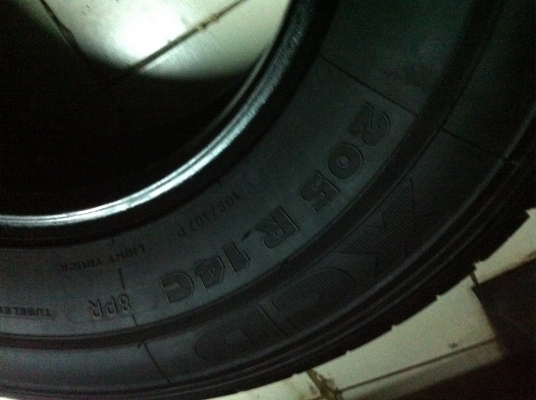 ยาง Micherin 205R14