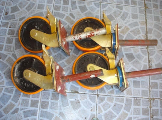 ขายล้อนั่งร้าน ยูริเทนขนาด8นิ้ว pc.wheel มีเบรคทั้4ล้อ