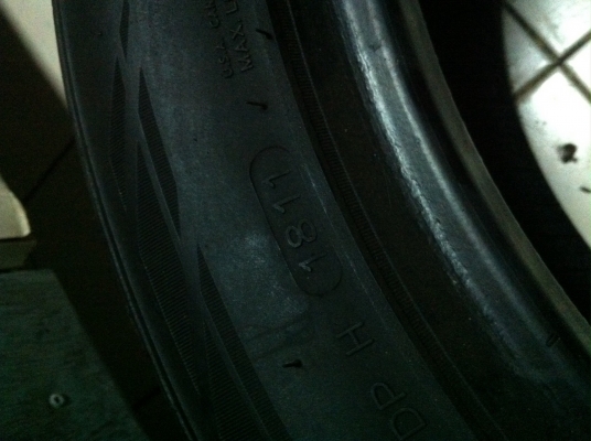 ยาง Hankook 225 50 17