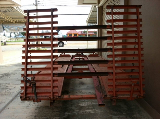 สาลี่บรรทุกรถ