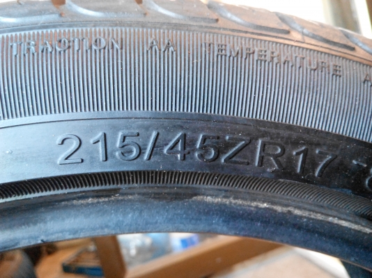 ยางไทย Thunderer 215/45/17 ปี13