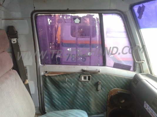 รถบรรทุก 6 ล้อดัมพ์ HINO FC