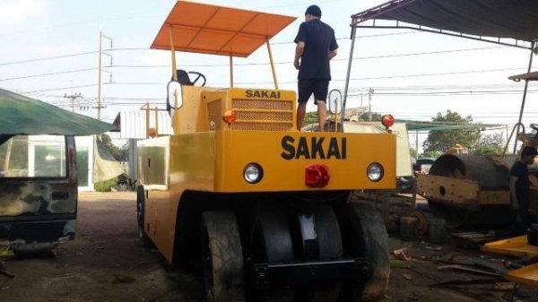 ขายด่วน!!! รถบด SAKAI 7409 รถสวยพร้อมใช้งานค่ะ ขายด่วน!!! รถบด SAKAI 7409 รถสวยพร้อมใช้งานค่ะ