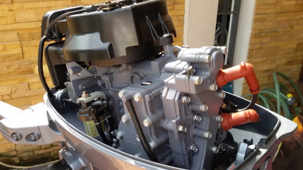 ขายเครื่อง YAMAHA Enduro 15 แรง 2 จังหวะ หางสั้น ใหม่มาก ขายเครื่อง YAMAHA Enduro 15 แรง 2 จังหวะ หางสั้น ใหม่มาก