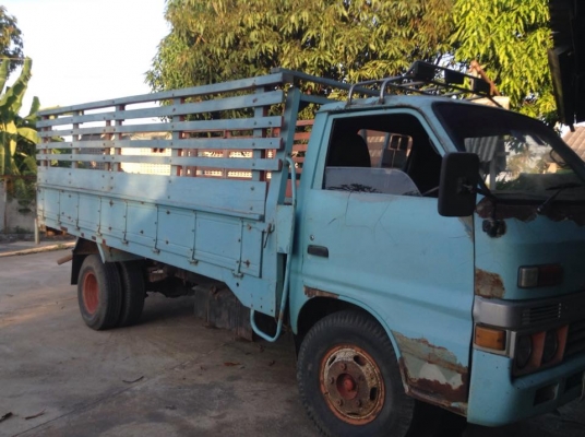 อีซูซู6ล้อ100แรงฝาดําสวยบ้านเลยมือเดียวจ้า