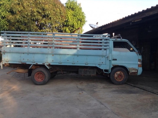 อีซูซู6ล้อ100แรงฝาดําสวยบ้านเลยมือเดียวจ้า