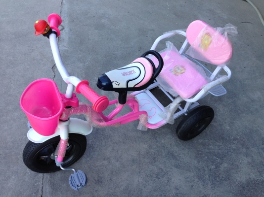 จักรยานปั่นเด็ก 3 ล้อยางลม โครงสร้างเหล็ก นั่งได้ 2คน