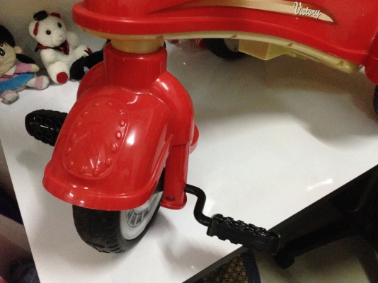 จักรยานปั่นเด็ก 3 ล้อยางลม โครงสร้างเหล็ก นั่งได้ 2คน