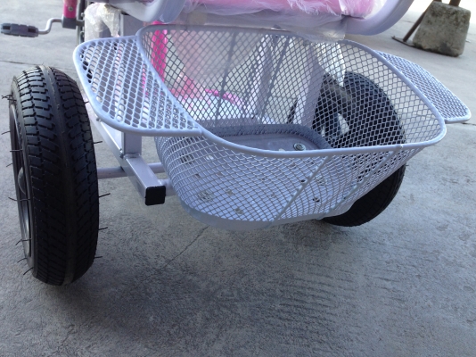 จักรยานปั่นเด็ก 3 ล้อยางลม โครงสร้างเหล็ก นั่งได้ 2คน