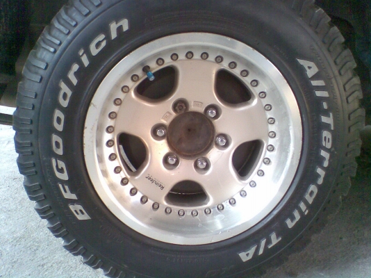 ขาย izusu vega3000 ปี 2001 (ปีใหม่เปลี่ยนล้อลายใหม่ราคาเดิมค่ะ) ขาย izusu vega3000 ปี 2001 (ปีใหม่เปลี่ยนล้อลายใหม่ราคาเดิมค่ะ)