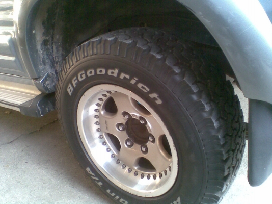 ขาย izusu vega3000 ปี 2001 (ปีใหม่เปลี่ยนล้อลายใหม่ราคาเดิมค่ะ) ขาย izusu vega3000 ปี 2001 (ปีใหม่เปลี่ยนล้อลายใหม่ราคาเดิมค่ะ)