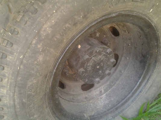 ISUZU 10น้ายาวท้ายลากเครื่องPE6  ไม่มีเอกสาร  ท้าย200นิสัน