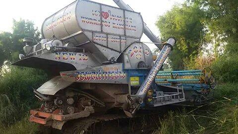 ขาย รถเกี่ยวข้าว วรพจน์ การช่าง