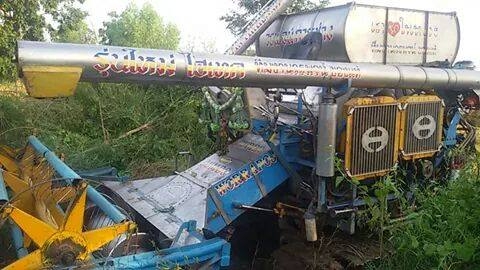 ขาย รถเกี่ยวข้าว วรพจน์ การช่าง