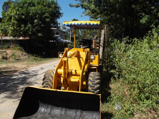 ขายรถตักล้อยาง TCM 808A สภาพพร้อมใช้ ถูกสุุดๆเลยครับ