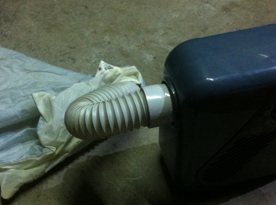 เครื่องเป่าและอบผ้าให้แห้ง MITSUBISHI พร้อมใช้อุุปกรณ์ครบ เครื่องเป่าและอบผ้าให้แห้ง MITSUBISHI พร้อมใช้อุุปกรณ์ครบ