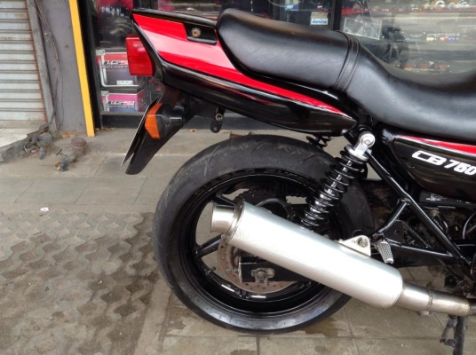 ขายcb750fทะเบียนภาษีพรบครบไม่ขาดต่อเครื่องแน่นมากไม่มีเสียงดังสตาททีเดียวติด ขายcb750fทะเบียนภาษีพรบครบไม่ขาดต่อเครื่องแน่นมากไม่มีเสียงดังสตาททีเดียวติด